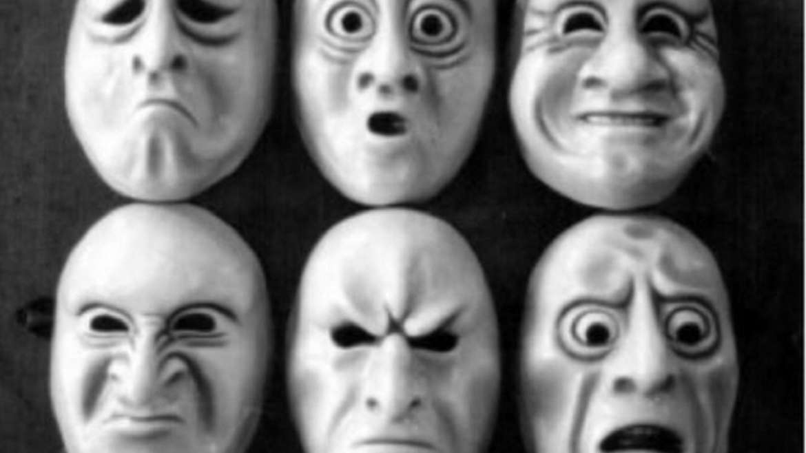 De voorbeeld maskers
